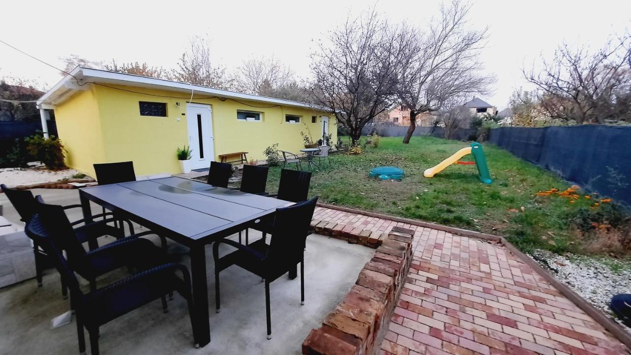 Hi-Bp Garden City Batsanyi Tiny House Near The City Train With Free Parking Budapesta Exterior foto