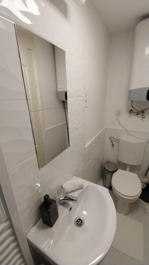 Hi-Bp Garden City Batsanyi Tiny House Near The City Train With Free Parking Budapesta Exterior foto