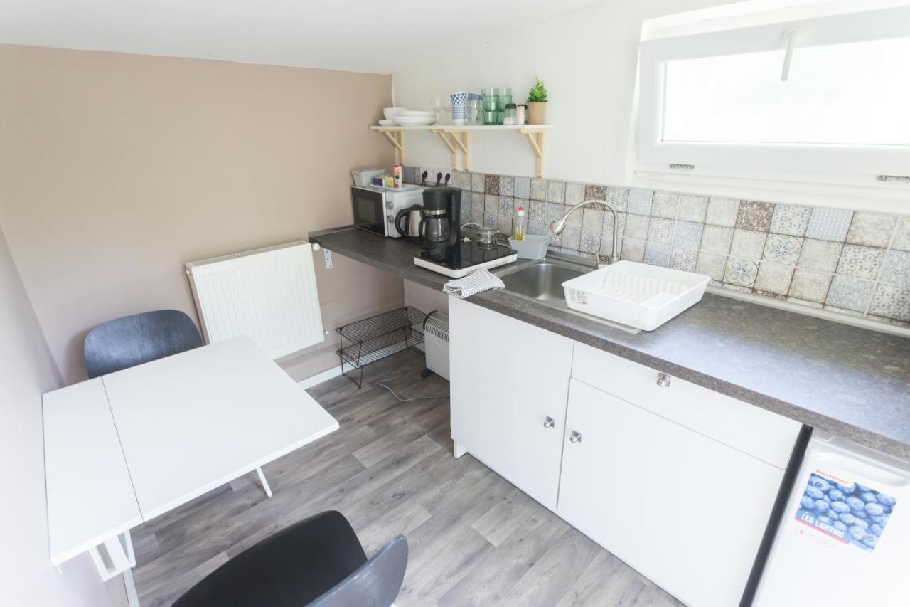 Hi-Bp Garden City Batsanyi Tiny House Near The City Train With Free Parking Budapesta Exterior foto