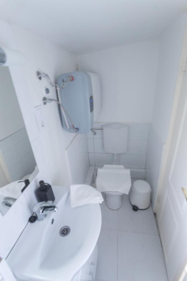Hi-Bp Garden City Batsanyi Tiny House Near The City Train With Free Parking Budapesta Exterior foto